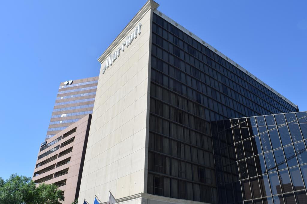 Houston Marriott West Loop By The Galleria Экстерьер фото
