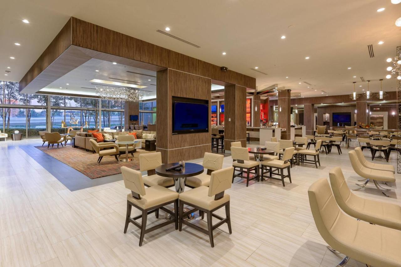 Houston Marriott West Loop By The Galleria Экстерьер фото