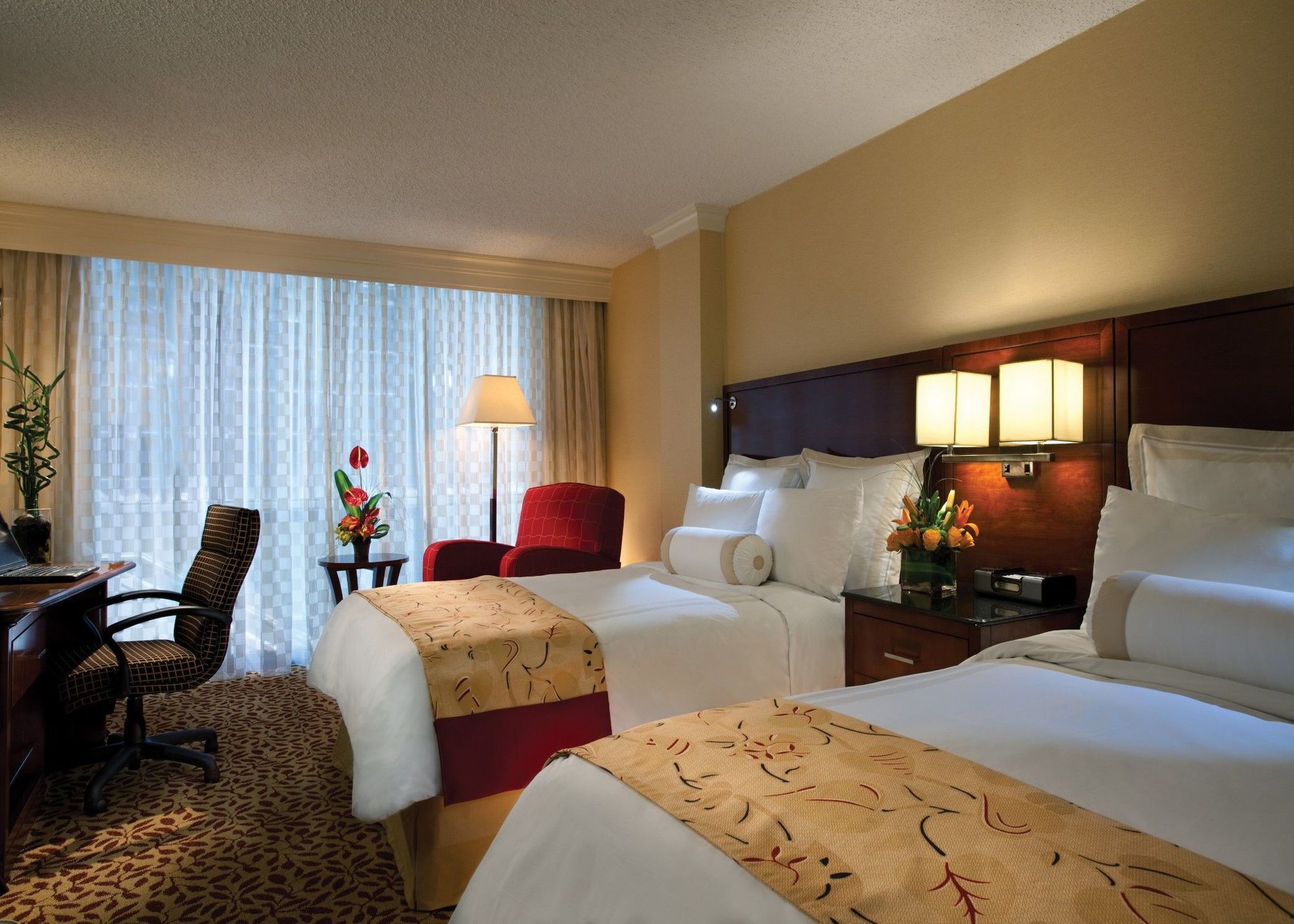 Houston Marriott West Loop By The Galleria Экстерьер фото